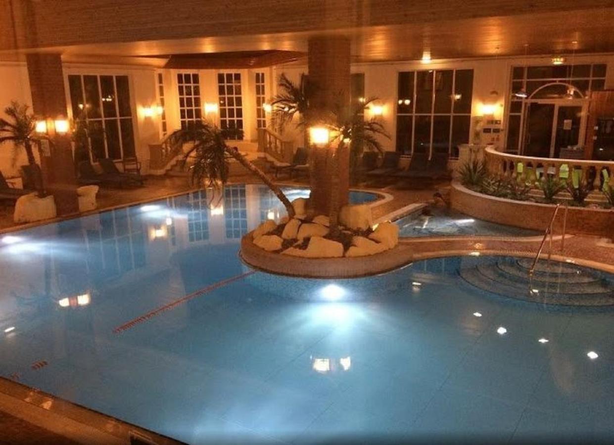 Sprowston Manor Hotel, Golf & Country Club NWI Eksteriør bilde